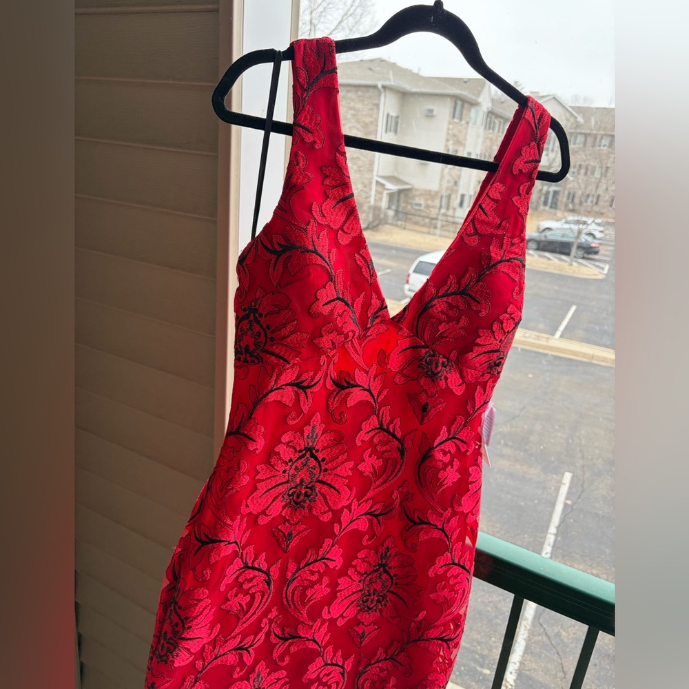 🆕SIENA RedBlack Floral Jacquard Mini Dress Size 10 Fitted Cocktail Party Holiday - Picture 5 of 14